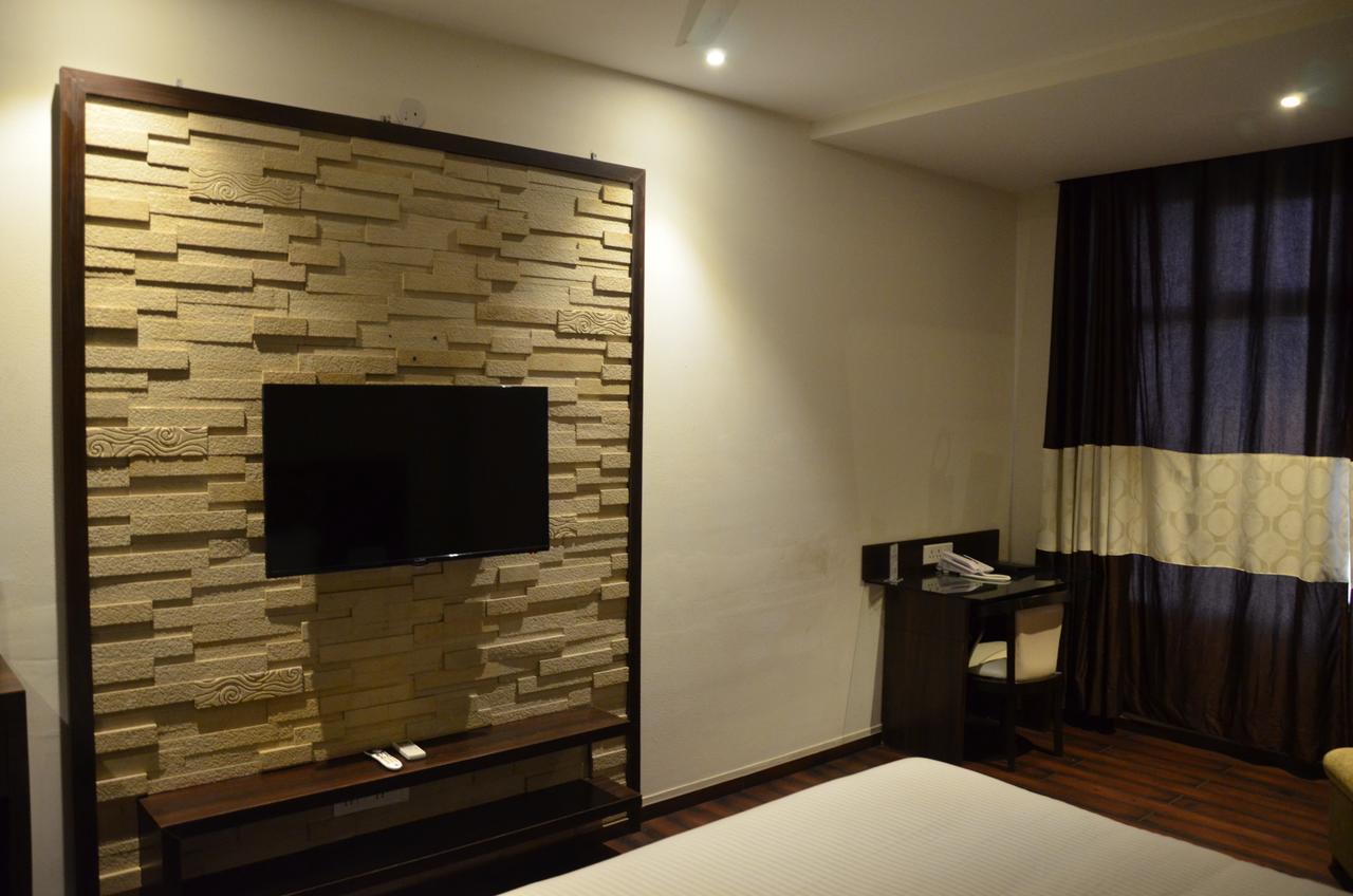 Hotel Fortune Blue Sikar Exterior photo