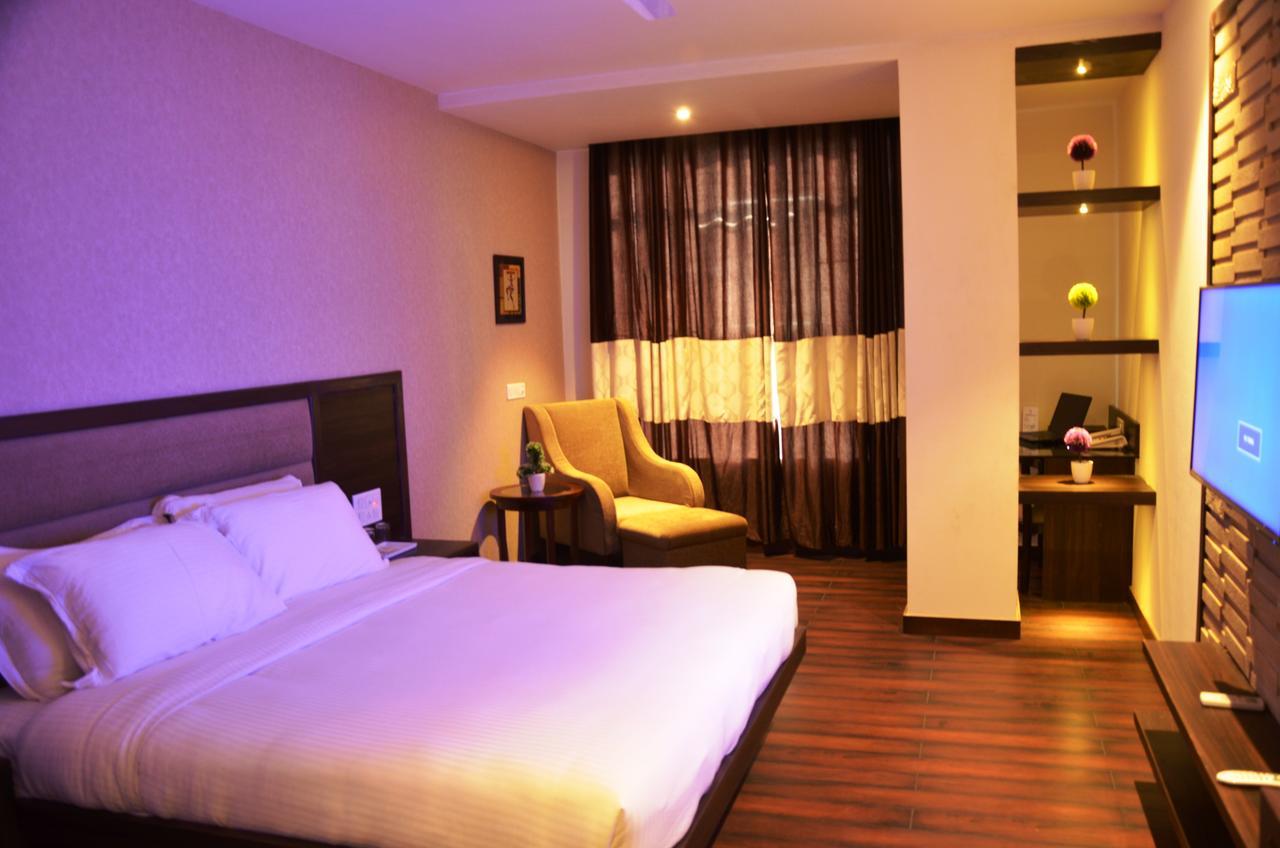 Hotel Fortune Blue Sikar Exterior photo